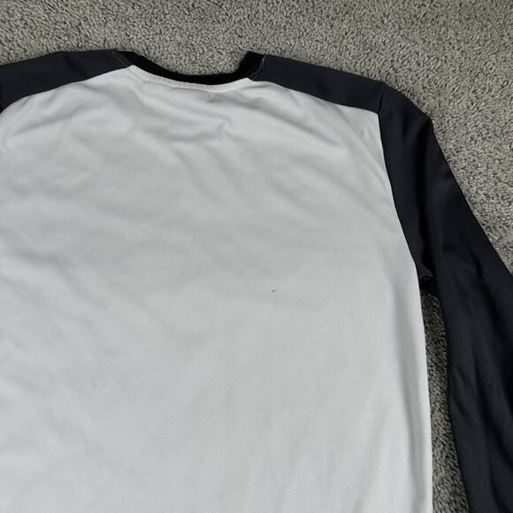 Mario Kart Shirt Mens Small Black White Long Sleeve Nintendo Graphic Racing - Picture 9 of 13